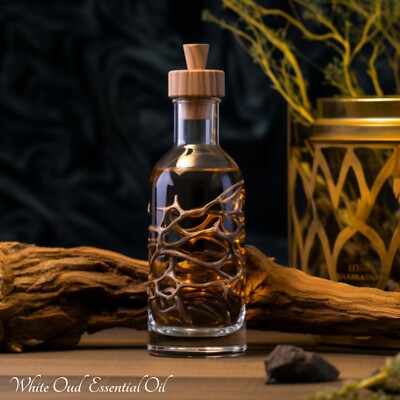 Wild White Oud Essential Oil,  (Aetoxylon Sympetalum). 100% Pure and natural.