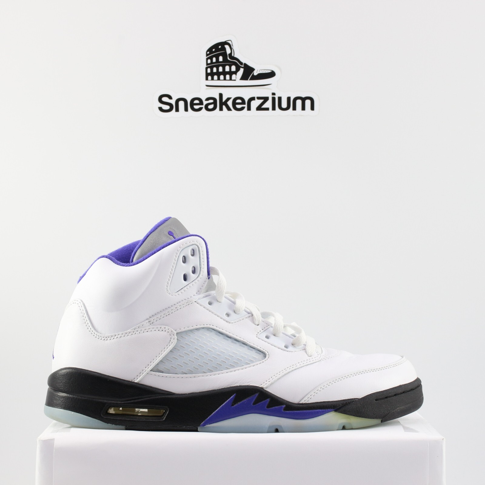 ◆送料無料◆NIKE JAIR JORDAN 5 DARK CONCORD◆大人気◆ NEW Air Jordan 5 V Dark Concord White Black Sizes 11.5, 12