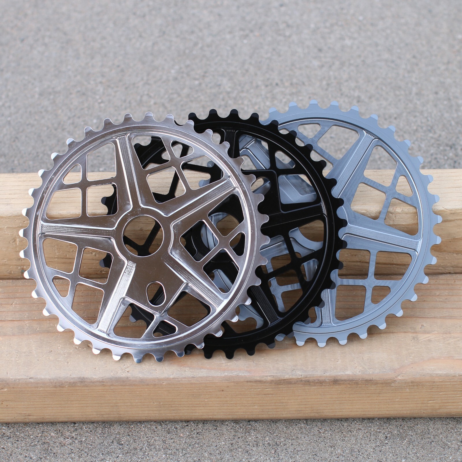 S&M BIKES TUFF MAN BMX スプロケット 25T ブラック S&M Tuff Man Sprocket Tuffman - Americancycle.com & Acebmx.com