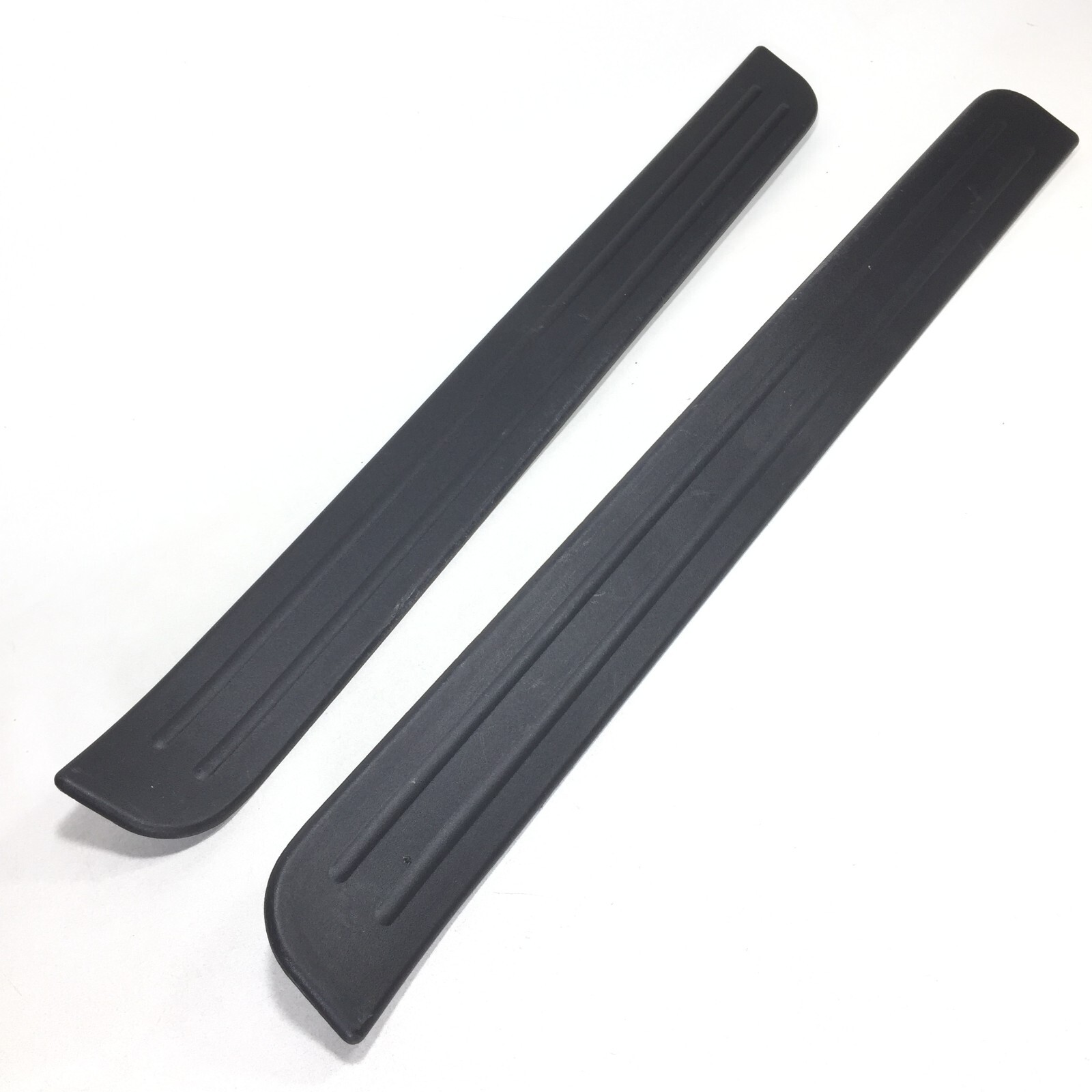 Front Door Step Sill Trim Pair For 2010 Mazda CX-7 Genuine New