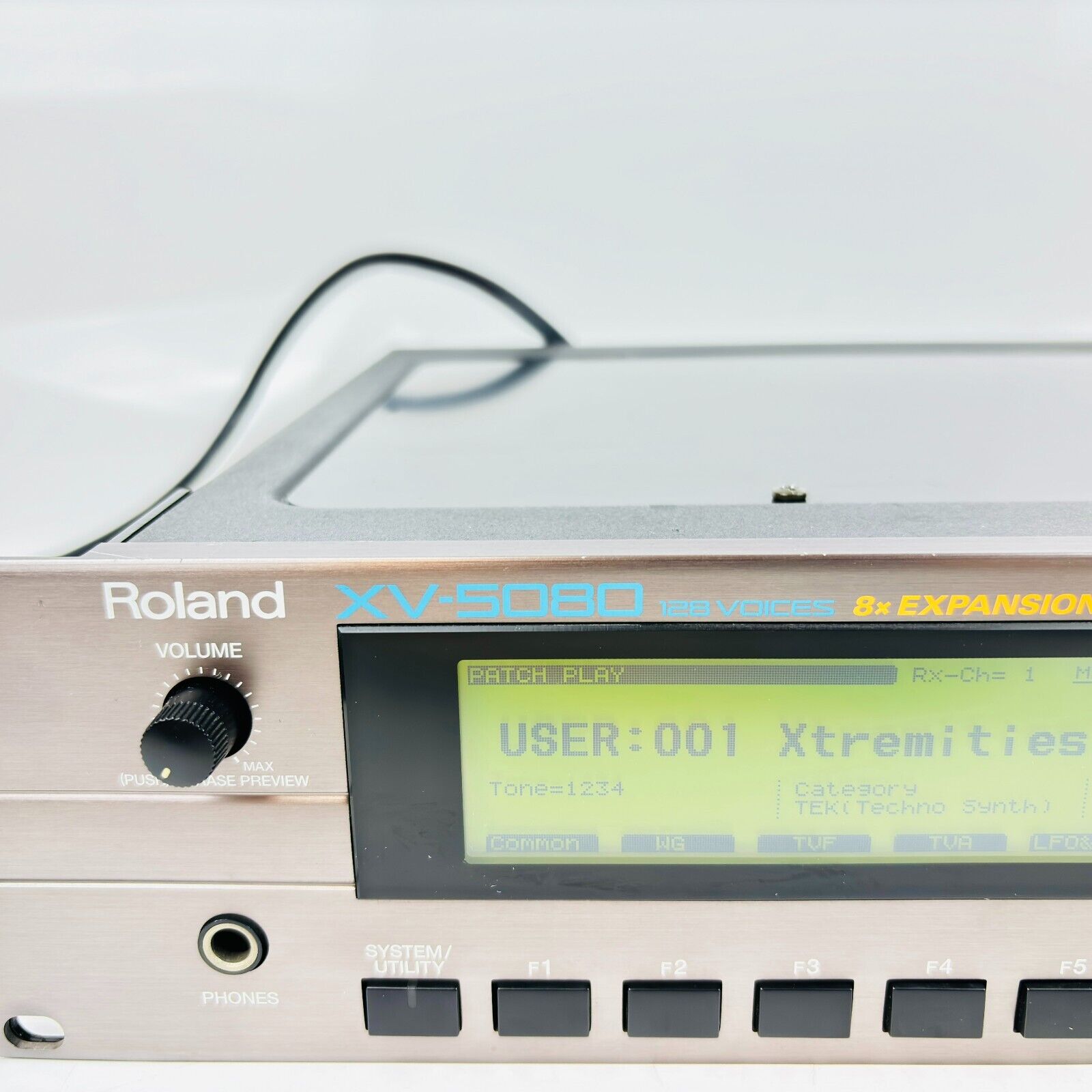 Roland XV-5080 128-Voice Synthesizer Module With Power Cable Roland XV-5080 128-Voice Synthesizer Module With Power Cable