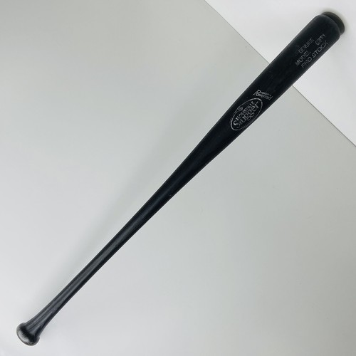  Louisville Slugger Replica Bat and Ball Combo : Plastic  Baseball Bats : Sports & Outdoors