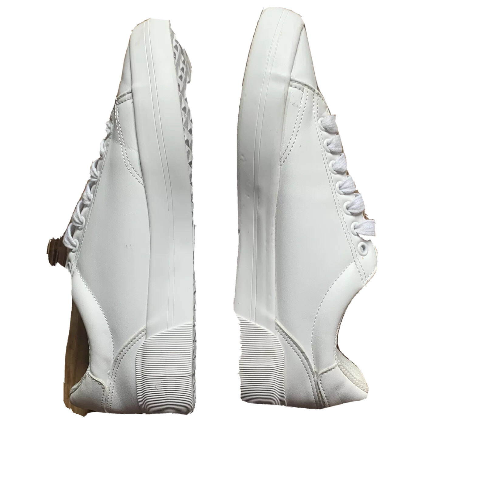 BERSHKA WOMEN S WHITE SNEAKERS SIZE 39 7020/132/001: купить с доставкой из  США, цена 1 927 руб - (165145008561)