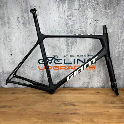 2020 GIANT Bicycles | TCR ADVANCED PRO 1 (New 2021)