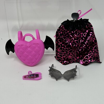 Monster High Draculaura G3 Reboot Accessory Backpack Cape Phone & Sunglasses