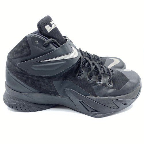 nike zoom soldier vii