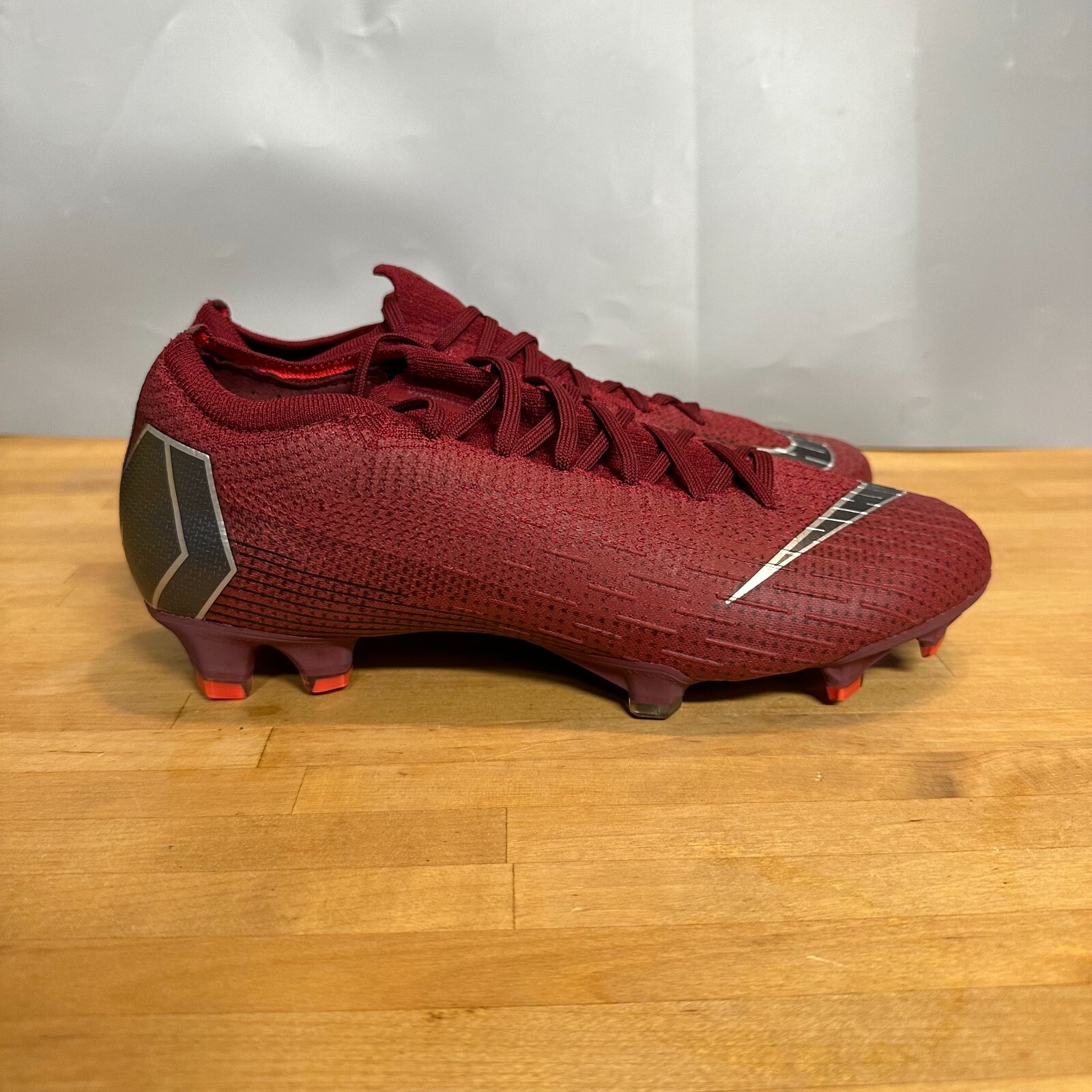 Nike Vapor 12 Elite FG Team Red Soccer Cleats (AH7380-606 Nike Vapor 12 Elite FG Team Red Soccer Cleats (AH7380-606