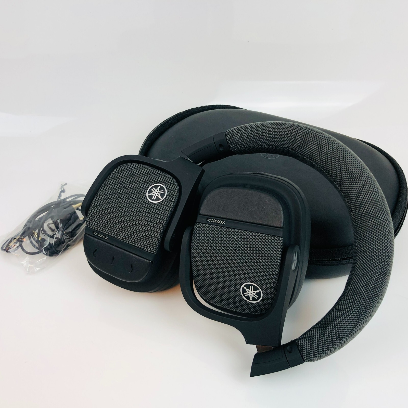 YAMAHA ヤマハ YH-L700A(B) ワイヤレスヘッドホン 黒 ヤマハ | YH-L700A