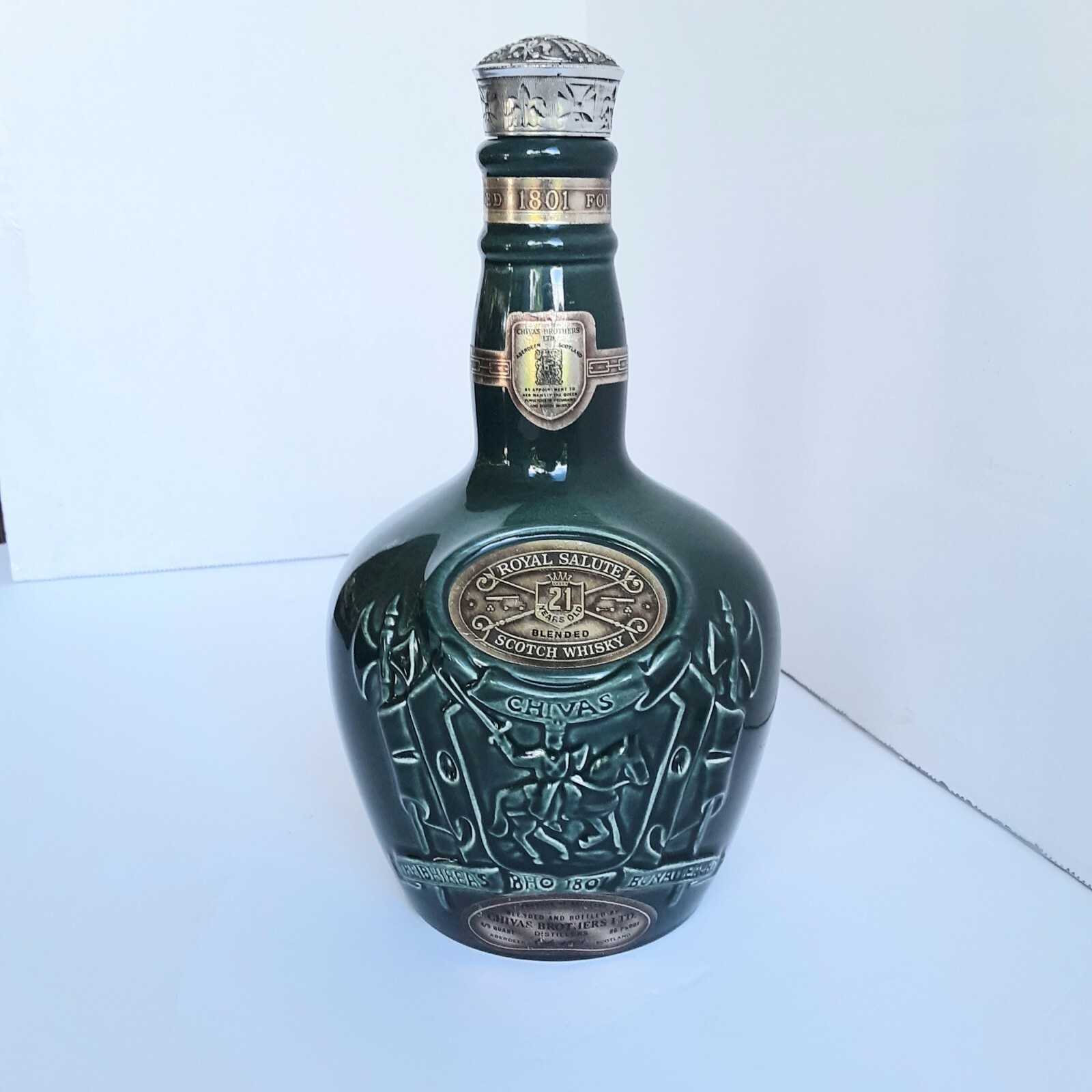 CHIVAS BROTHERS LTD ROYAL SALUTE 21 SPODE EMERALD GREEN