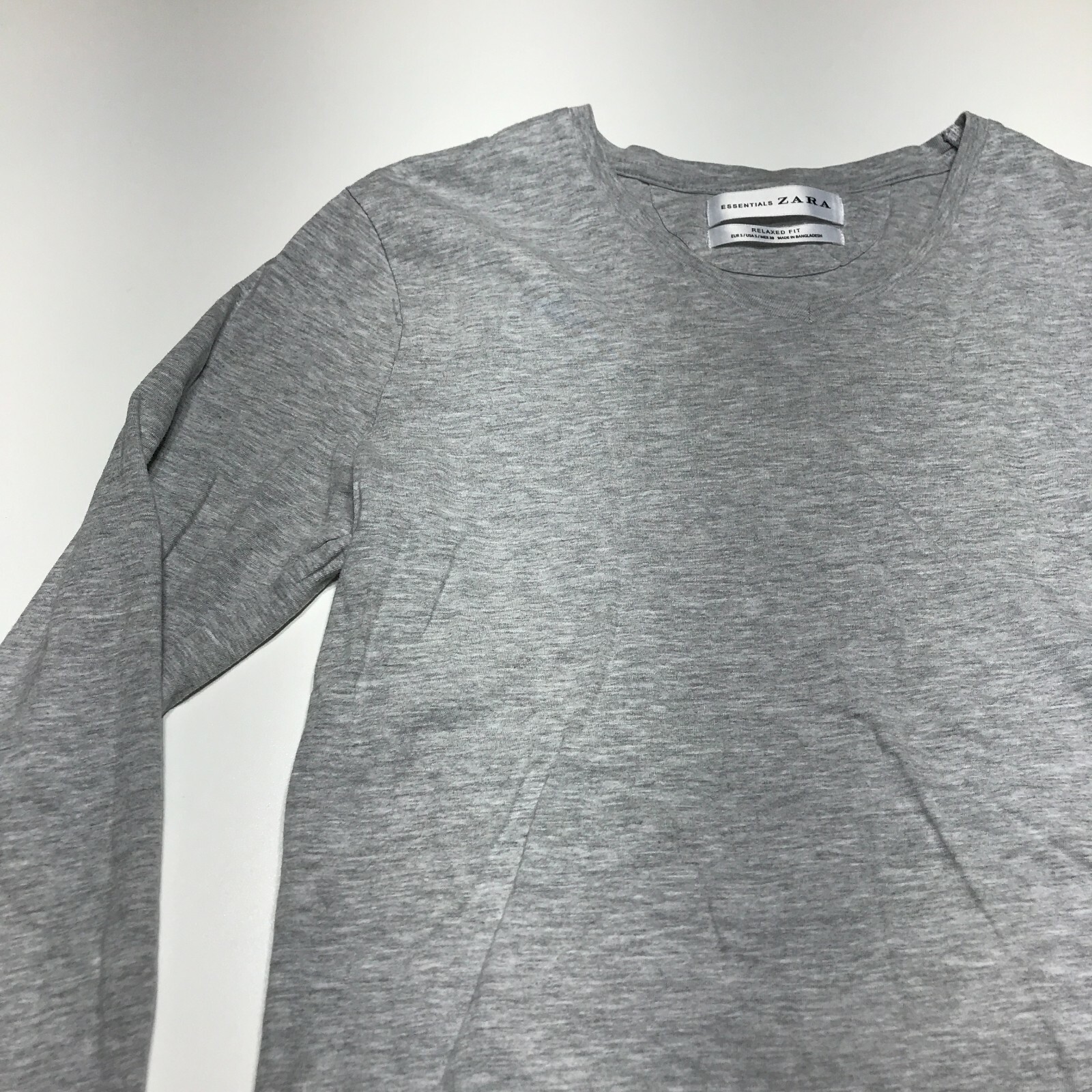 Essentials Zara T-Shirt Womens Size Small Relaxed Fit Long