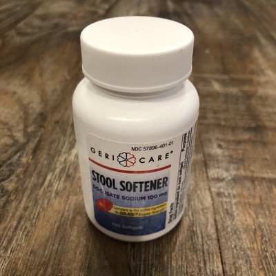 GeriCare Stool Softener Docusate Sodium 100mg 100 SoftGels | Exp 06/24