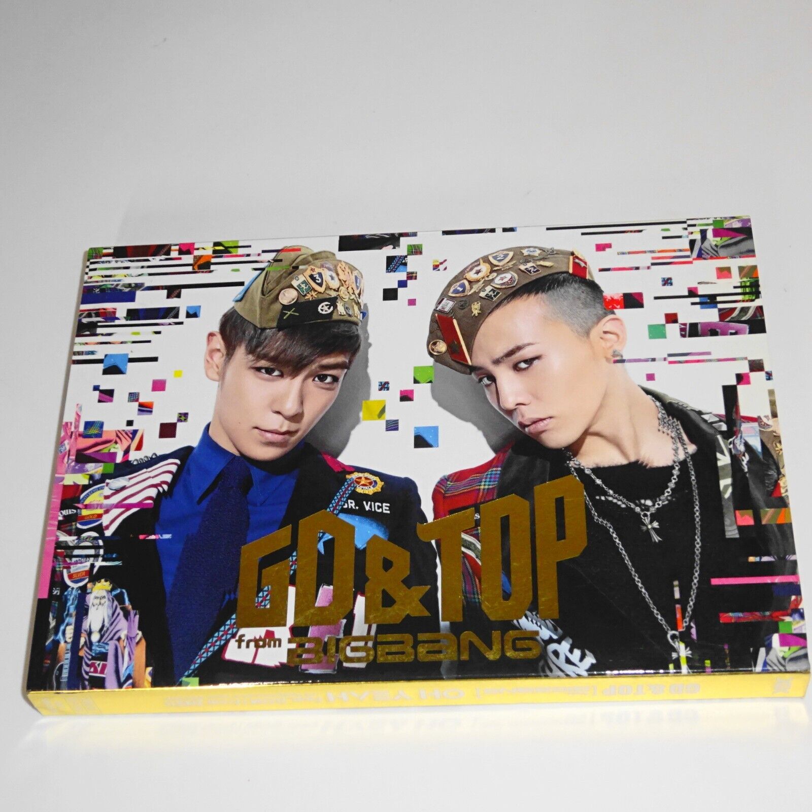 GD & TOP from BIGBANG OH YEAH CD+DVD+MINI PHOTO BOOKLET yg GD & TOP from BIGBANG OH YEAH CD+DVD+MINI PHOTO BOOKLET yg
