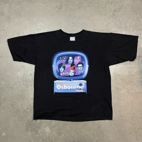 Vintage 90s Y2K Ozzy Osbourne Family Graphic Tv Show T Shirt