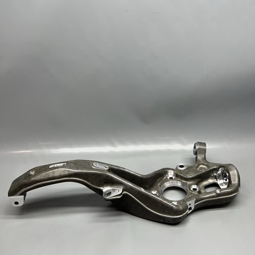 JAGUAR F-PACE KNUCKLE RIGHT FRONT 2018 2019 2020 OEM HK83-3K185-BD
