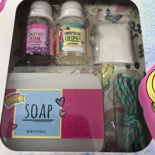 Just My Style Soap On A Rope 8pc Kit w/ Soap + Mold & Accessories Ages 6+ NEW!!