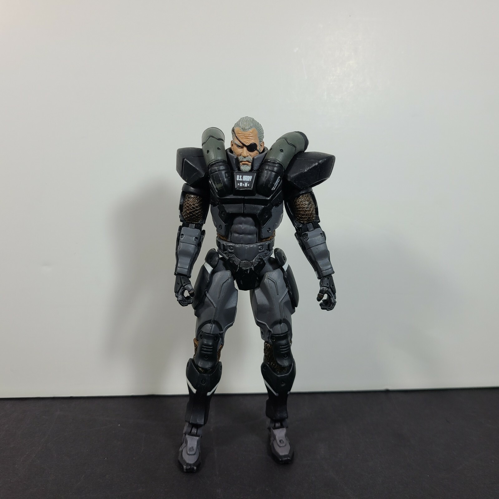 ゲームキャラクター NEW McFarlane toy l Gear solid Snake Metal Gear Solid 2 Sons of Liberty Solid Snake Action Figure