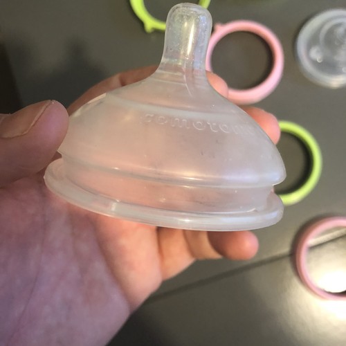 Lot Of Como Tomo Baby Bottles, Infant, Medium And Slow Flow, Breastfeeding