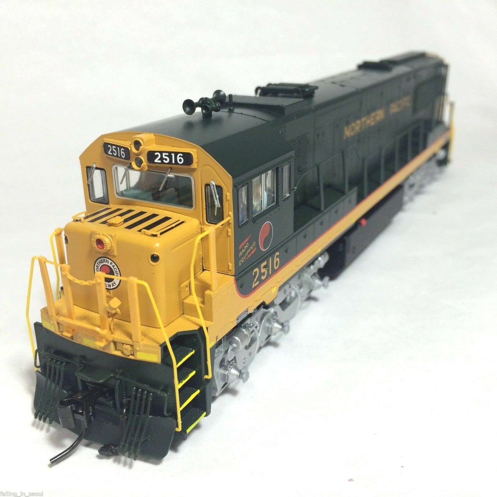 Korea Brass HO 1/87 Scale GE U25C U252011 Northern Pacific Korea Brass HO 1/87 Scale GE U25C U252011 Northern Pacific