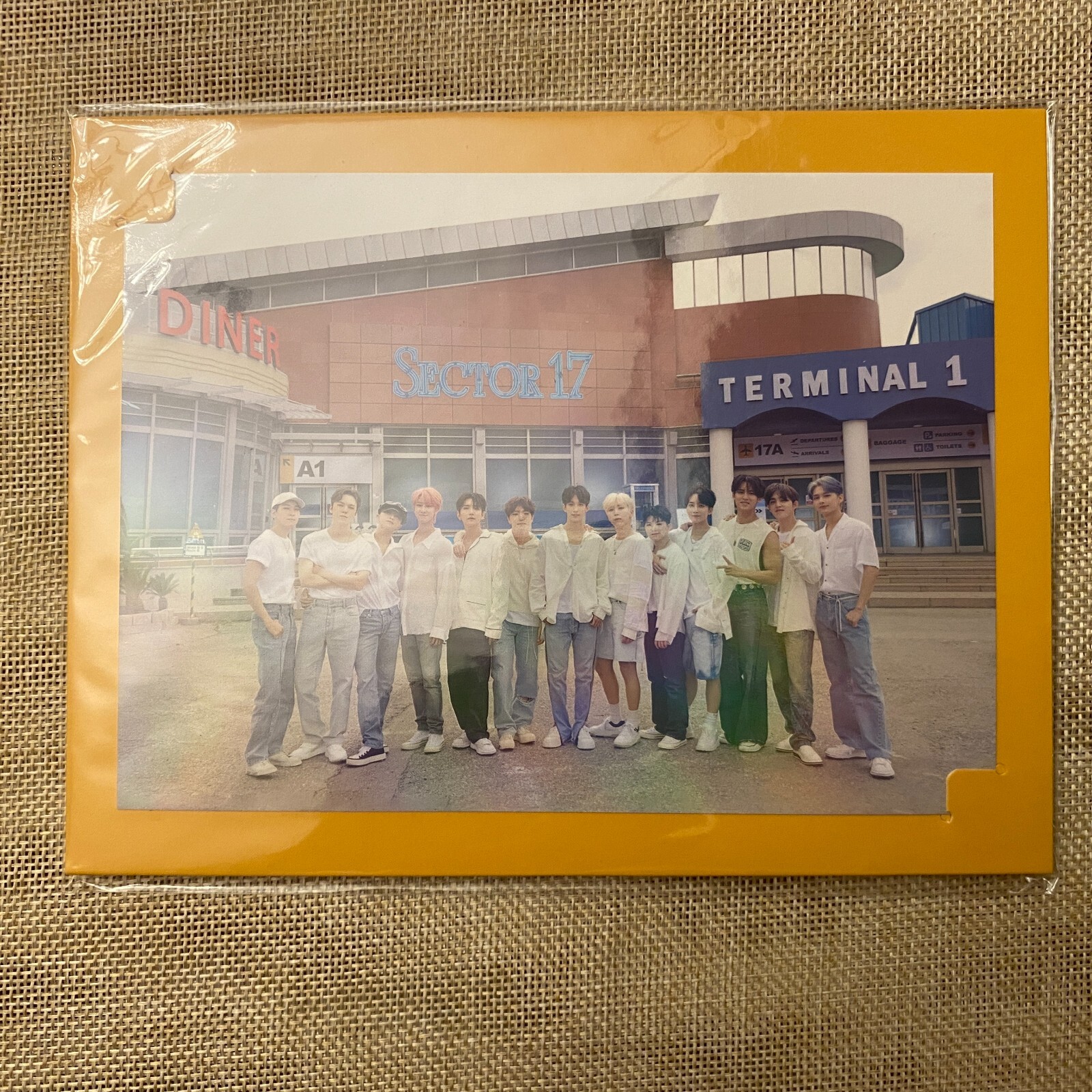SEVENTEEN GROUP [ Holo Group Mini Photocard + 1 Standing Frame ] / New / Gift