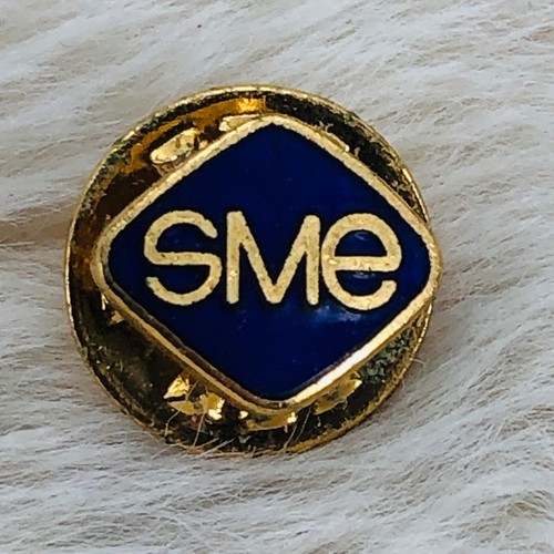 Society of Manufacturing Engineers SME Member Blue Enamel Lapel Pin