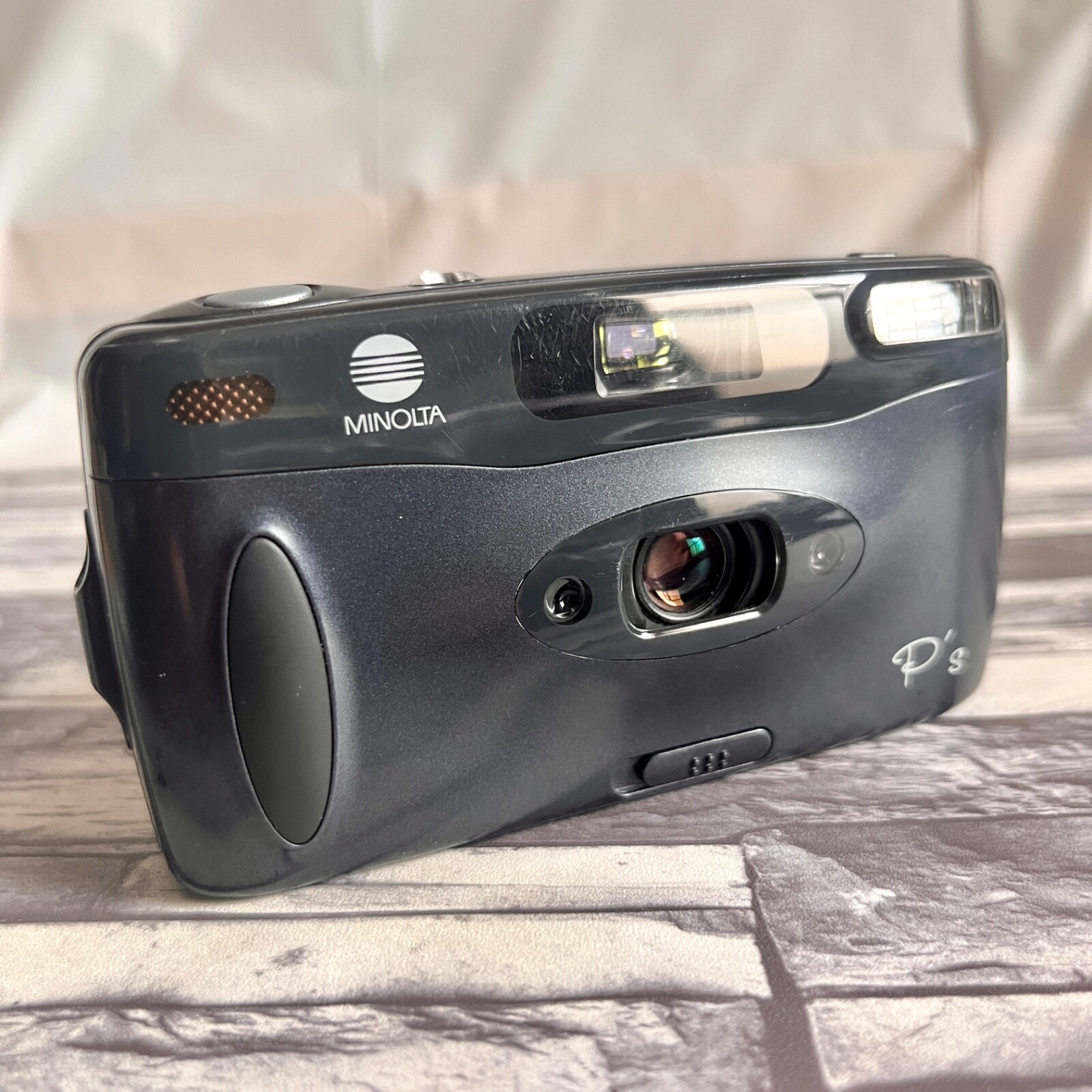 フィルムカメラ Minolta P's Panorama Point & Shoot #2046 Minolta P's (Riva Panorama) Camera Review
