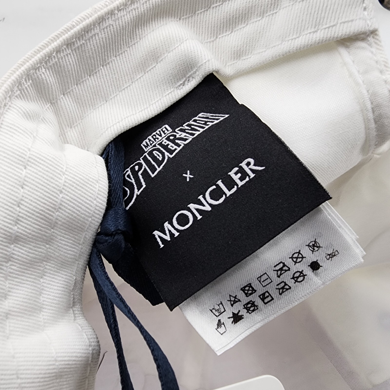 Moncler Spider-Man Baseball Cap Mens One Size White Moncler Spider-Man Baseball Cap Mens One Size White