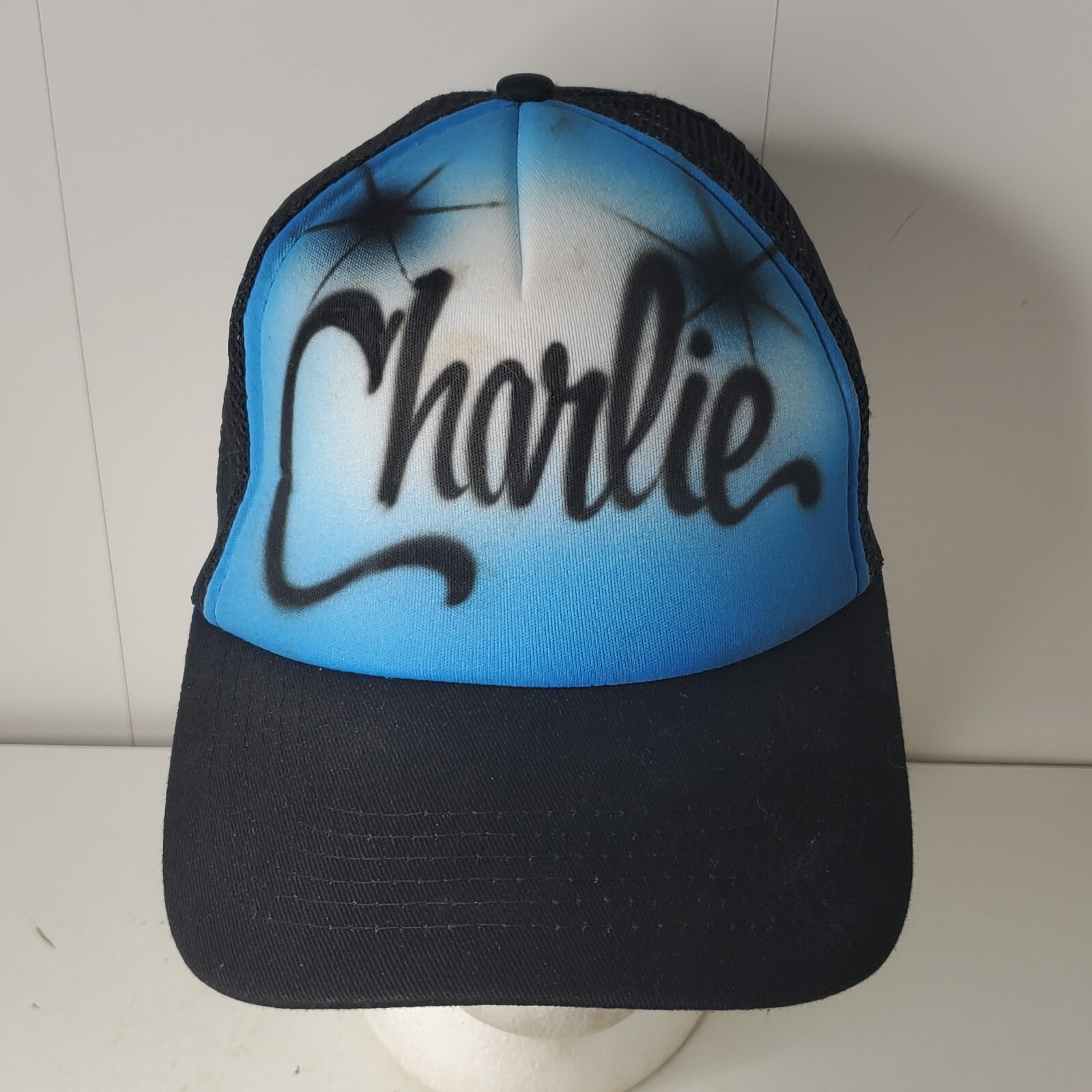 Charlie Spray Paint Hat Hip Hop Mesh Trucker Hat Snapback