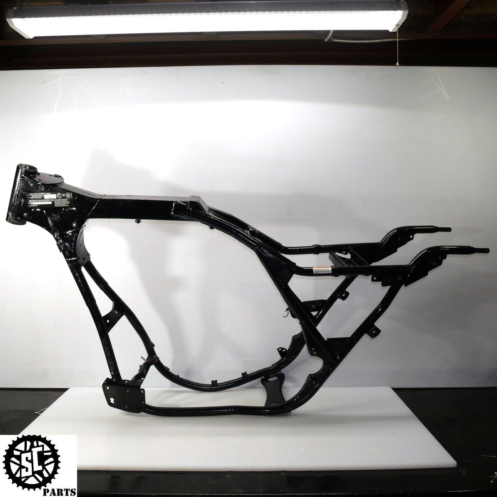 Harley-Davidson　リジットフレーム Harley Davidson 【互換品】 51-0823 リジッドハードテールリア