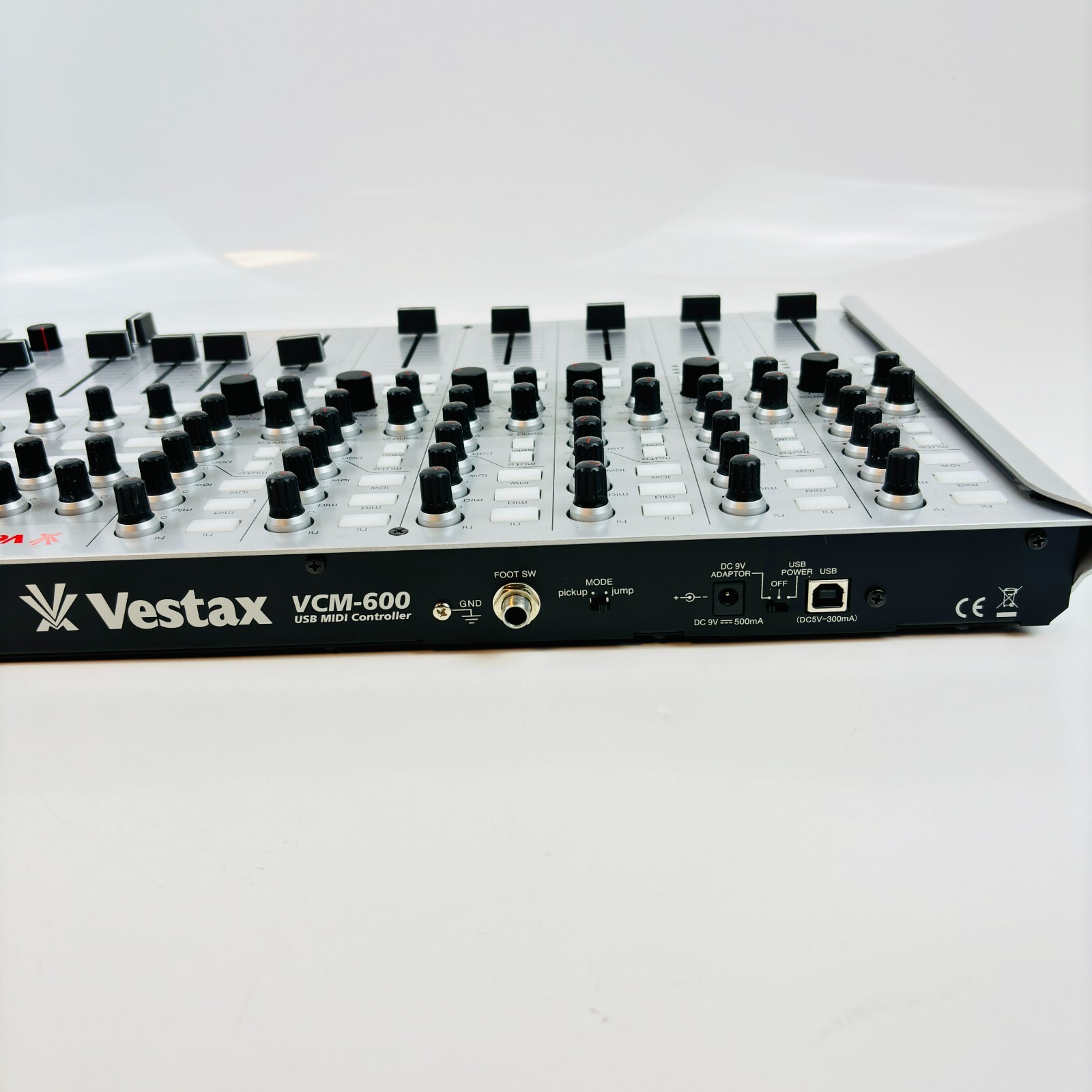 Vestax べスタックス MIDIコントローラー VCM-600