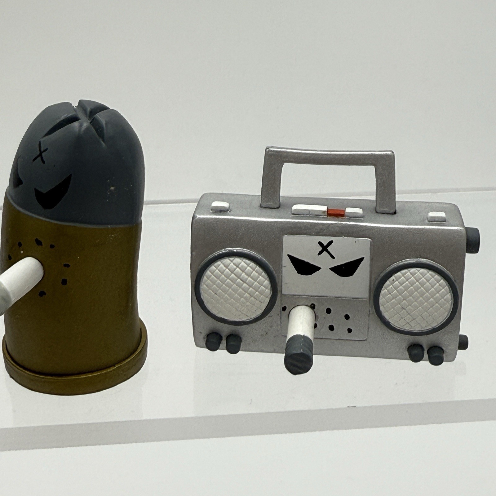 SIGNED Kidrobot Frank Kozik Mongers Menthols La...
