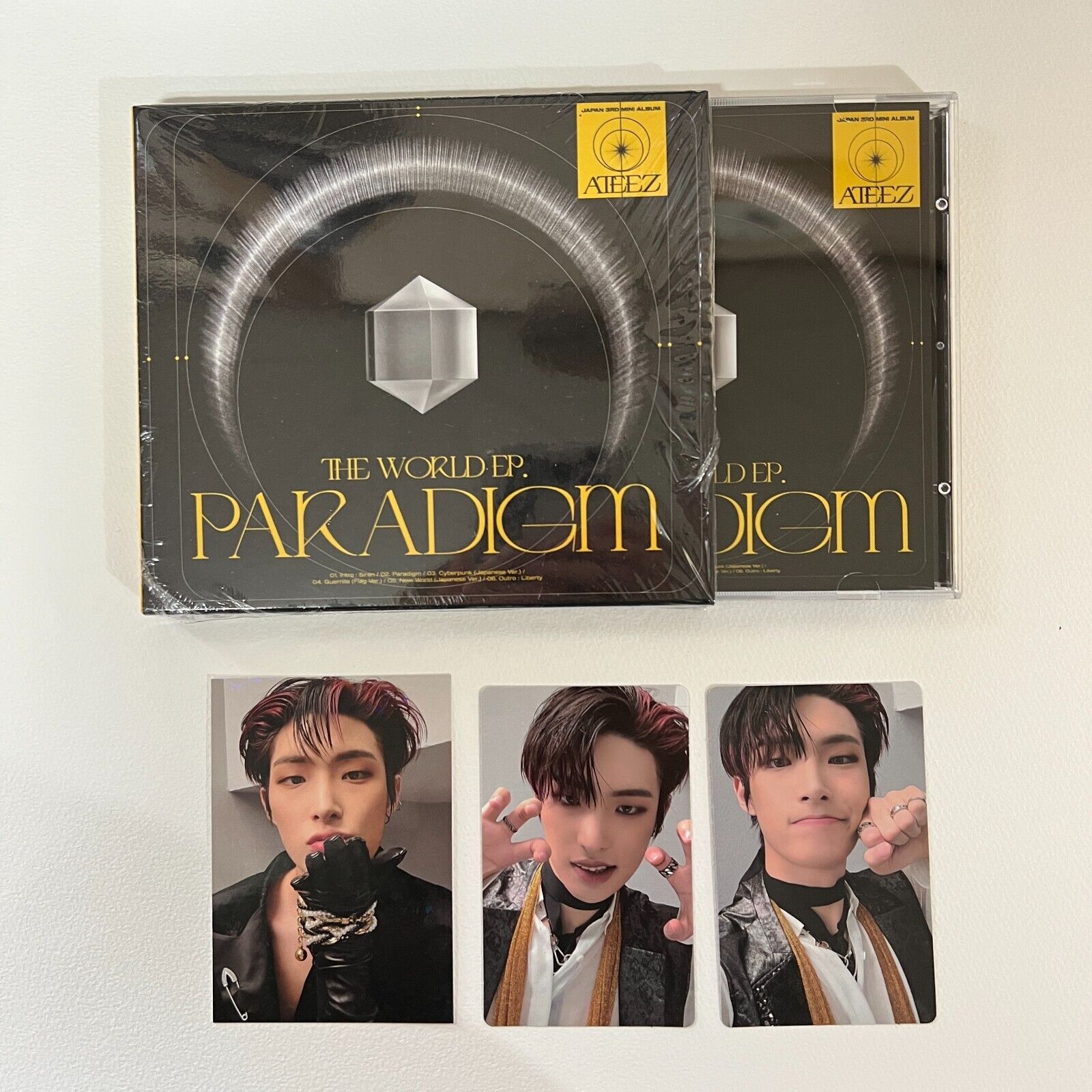 ATEEZ MINGI THE WORLD EP.PARADIGM regular version CD, HMV ATEEZ MINGI THE WORLD EP.PARADIGM regular version CD, HMV