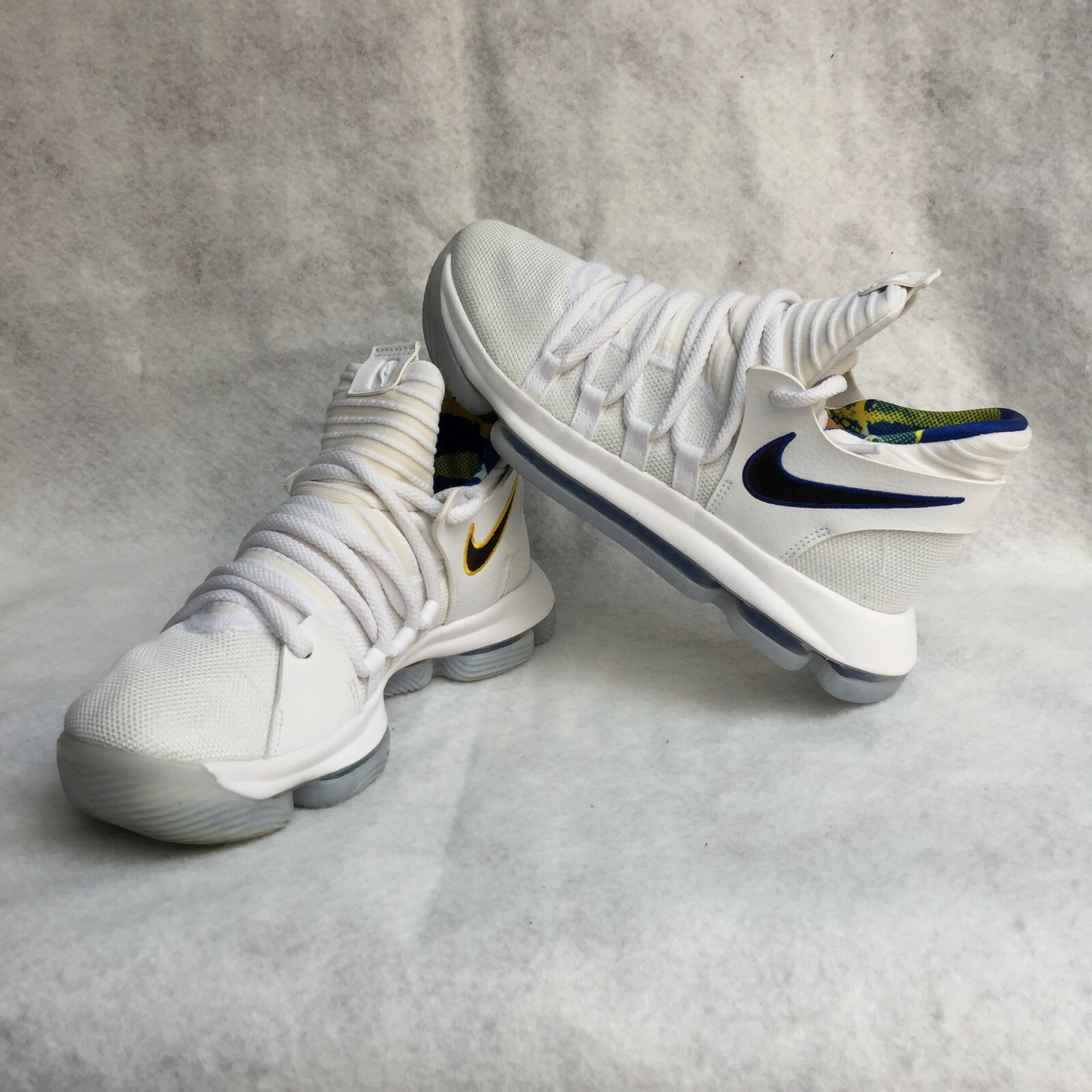 Golden State Warriors Kevin Durant Gold Shoes RARE! NIKE ZOOM