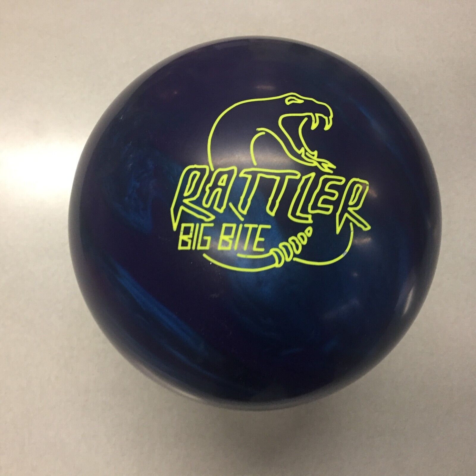 Radical Rattler Big Bite bowling ball 15 LB. NEW IN BOX Radical Rattler Big Bite bowling ball 15 LB. NEW IN BOX
