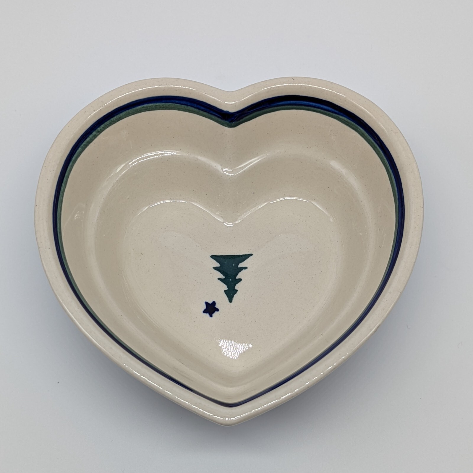 Boleslawiec Pottery Pine Trees Christmas Heart Shaped Bowl Poland
