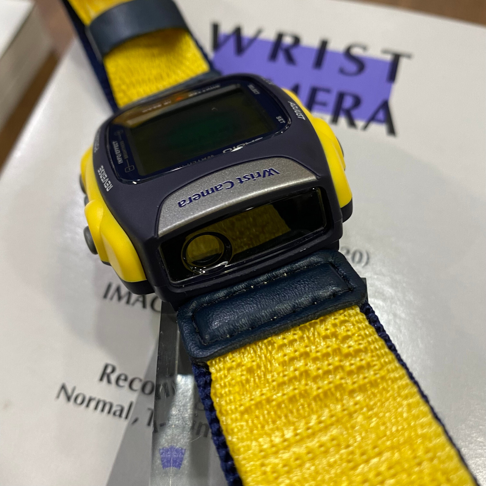 Pre-owned Casio Wqv-2b-9 Wrist Camera Digital Watch Rare Vintage In Box