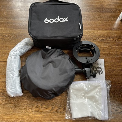 Godox 32''x 32'' 80cmx80cm Foldable Portable Softbox with S-Type Bracket Bowens