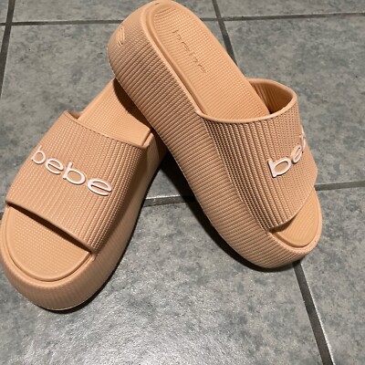 Bebe Plushy Size 8M Women's Slides Sandals Natural  2-1/4'' heel height NWOB