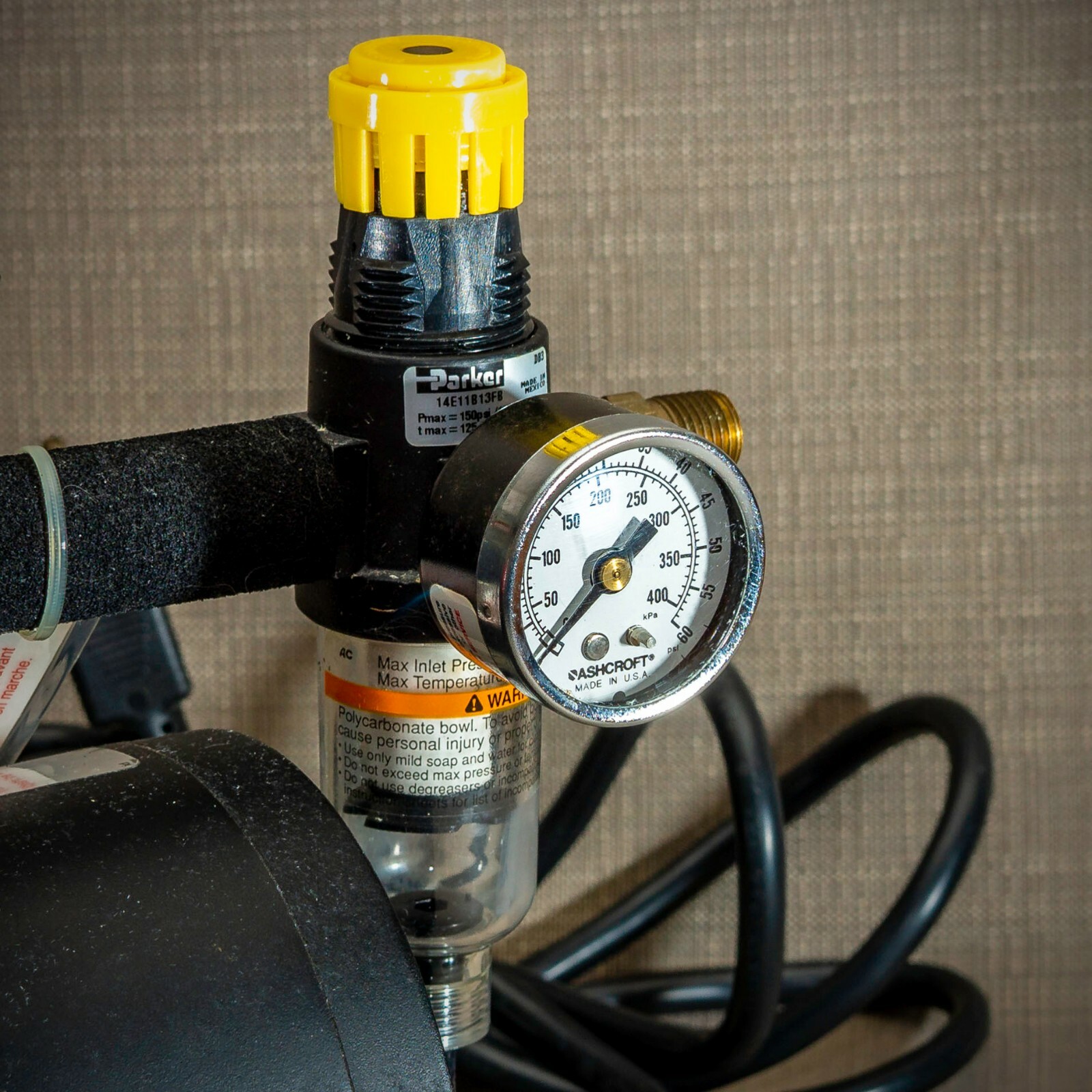 Testors Aztek AC400 Airbrush Compressor - Heavy Duty 3.1 Amp Motor