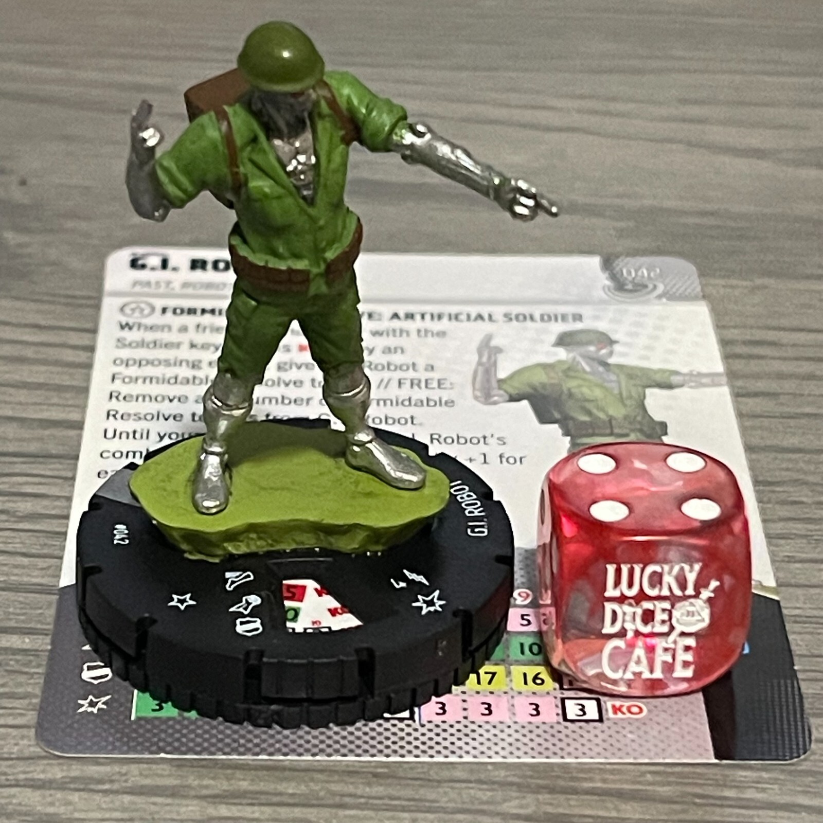 特撮 Man of Steel Heroclix Blind Bag Countertop Display (24 Packs) DC Heroclix, Man of Steel, Blind Bag | BlindBoxes