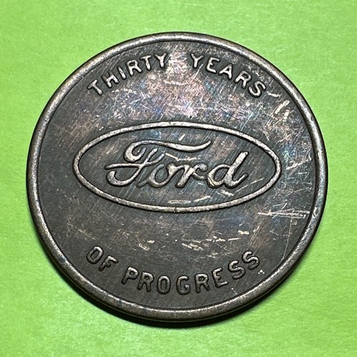 OLD COIN MEDALS ／FORD／OIL ／US VINTAGE Ford V8 Thirty Years Of Progress 1903-1933 Brass Medal Token
