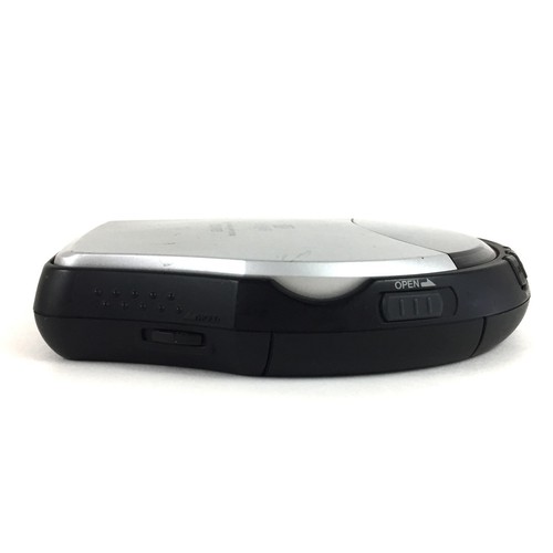 Aiwa XP-570 Compact Disc Player CD Discman Walkman EASS