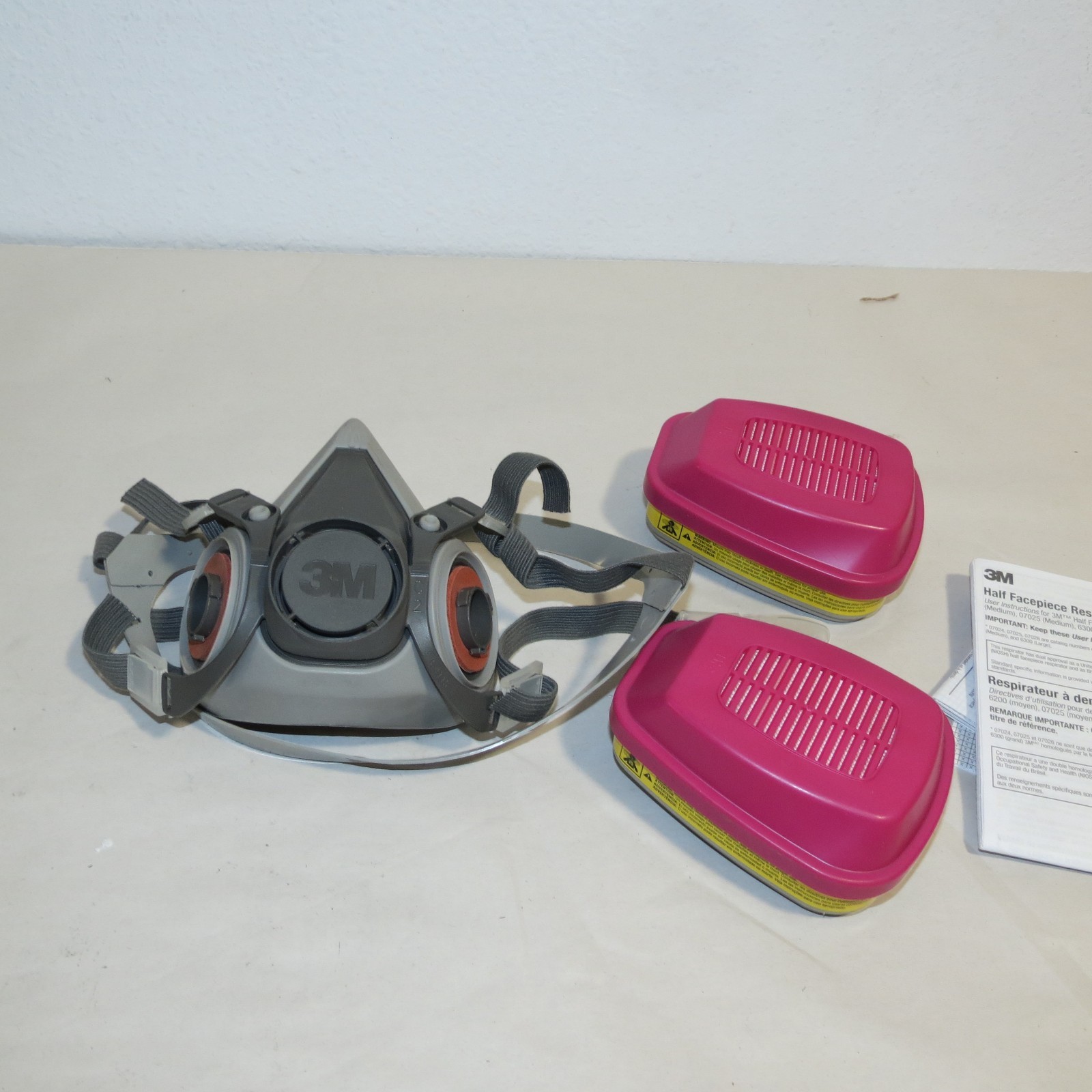 3M 62023HA1 PROFESSIONAL MULTI-PURPOSE RESPIRATOR MASK W/CARTRIDGES