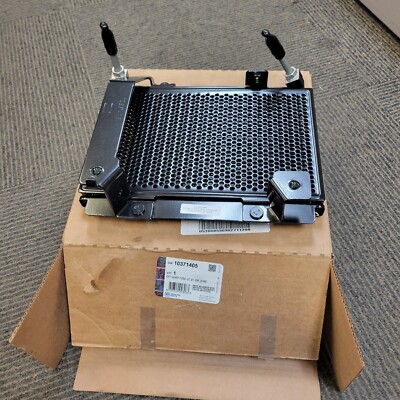 2001-2010 Silverado Sierra Duramax Diesel Fuel Cooler Genuine GM 10371405 NOS