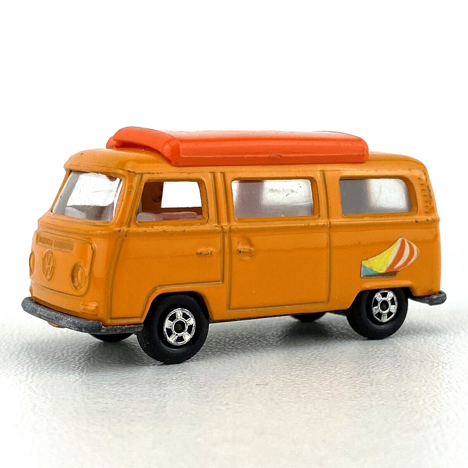 イギリスSuperfast製　 23番　フォルクスワーゲン　CAMPER イギリスSuperfast製 23番 フォルクスワーゲン CAMPER Matchbox