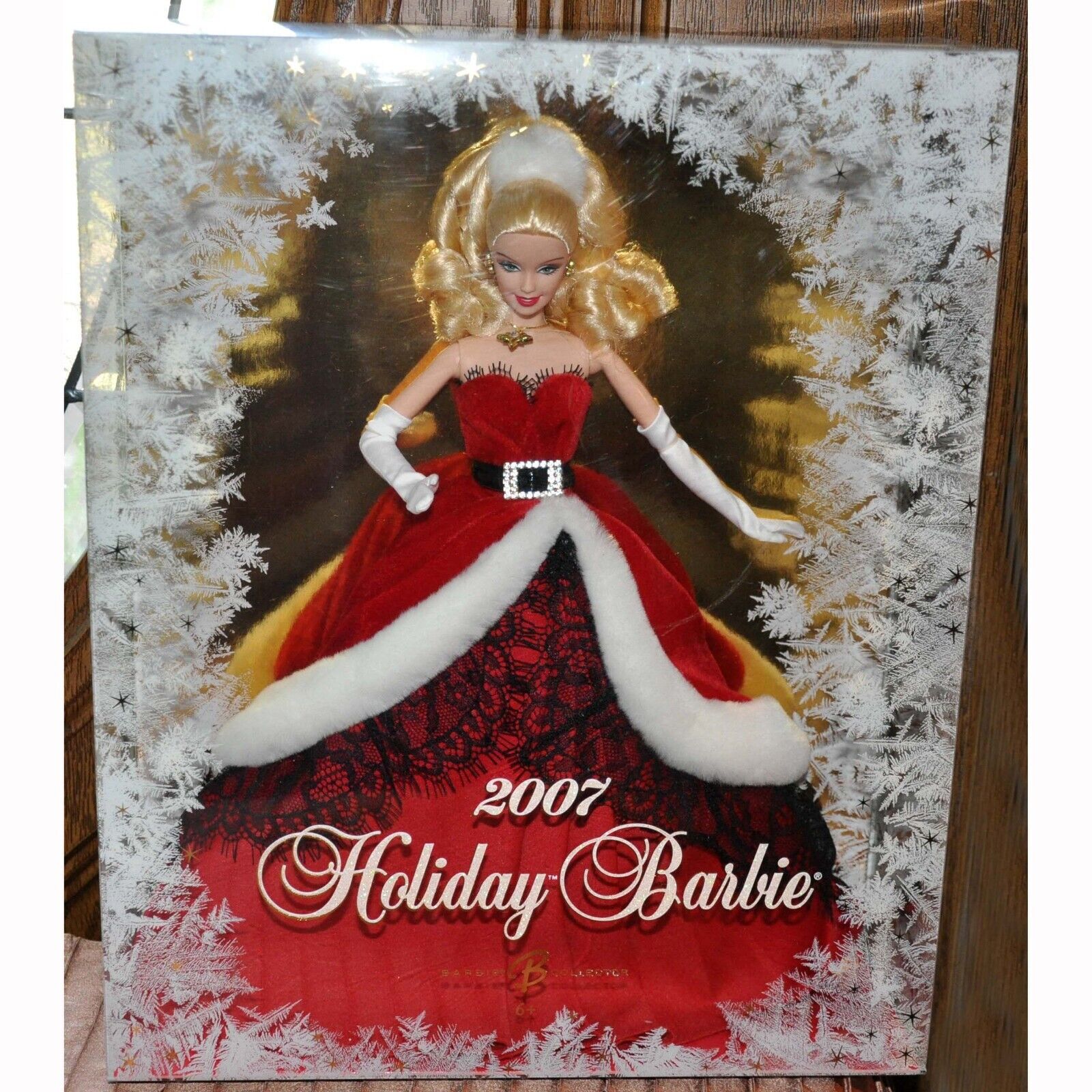 2007 Holiday Barbie Doll in Red & White Christmas Gown | eBay 2007 Holiday Barbie Doll in Red & White Christmas Gown | eBay