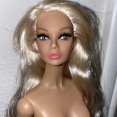 Poppy Parker Palm Springs Sparkling Sunset( Blonde) Doll Poppy Parker Palm Springs Sparkling Sunset( Blonde) Doll