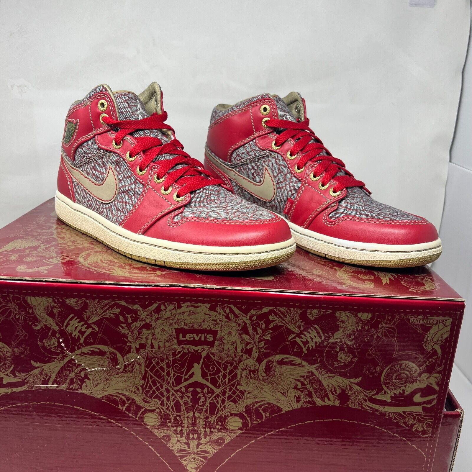 Jordan 1 Retro x Levis Denim Pack 23/501 #1304/2323 2XL Tee Jordan 1 Retro x Levis Denim Pack 23/501 #1304/2323 2XL Tee