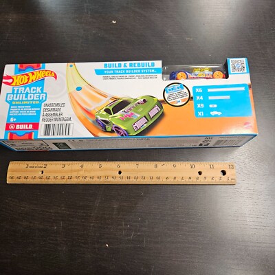 HOT WHEELS TRACK BUILDER Unlimited Basic Race Track Pack w/ Car - NEW!