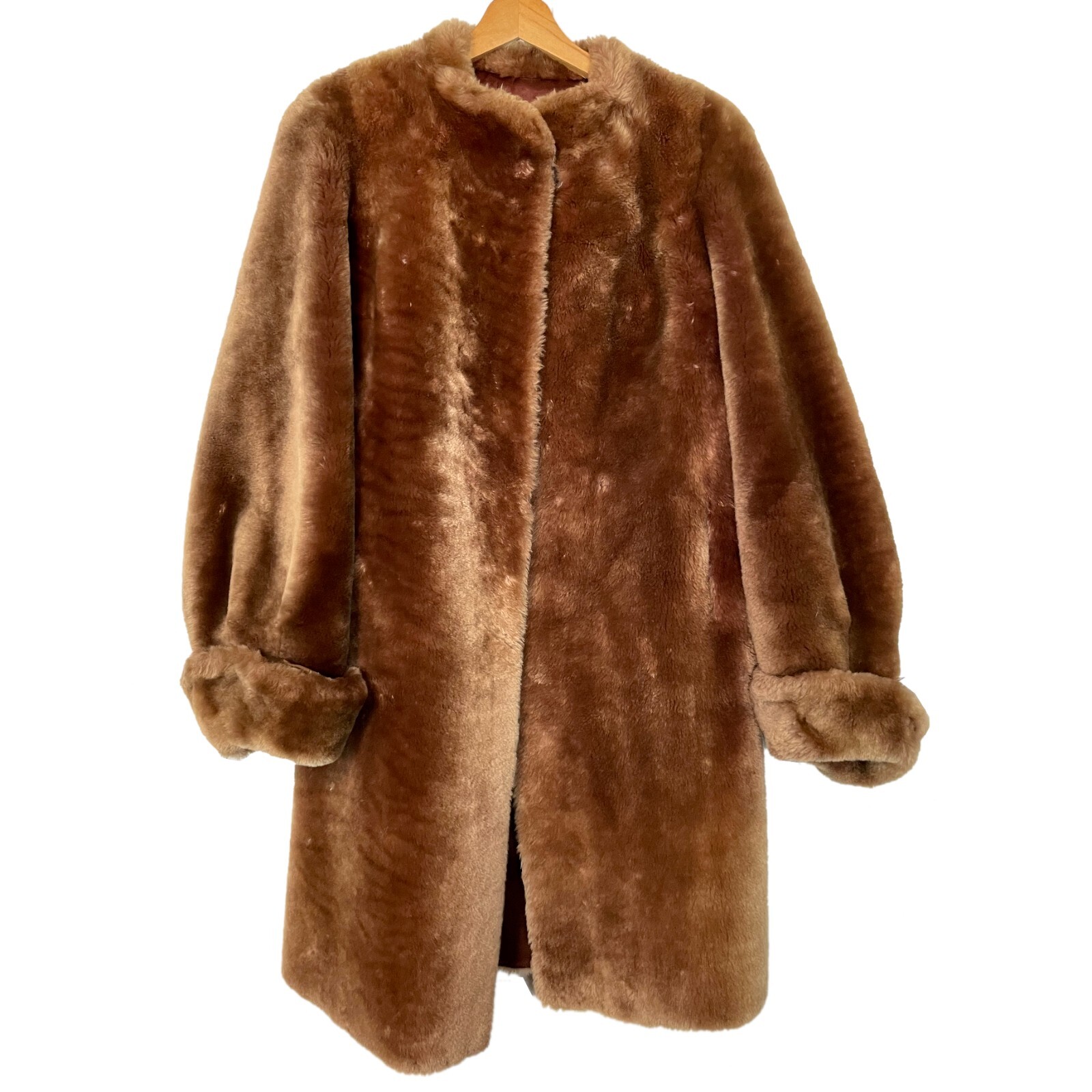épine sheep mouton coat Mouton Coat- Size M – VintageFurs