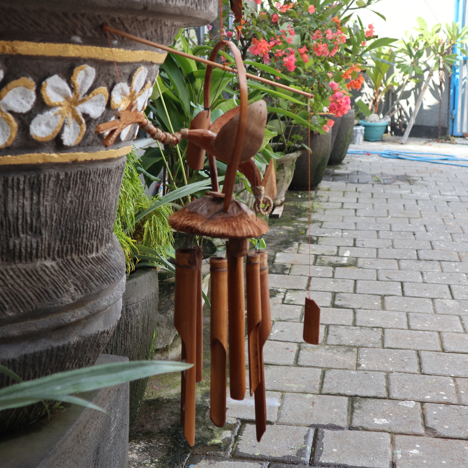 Coconut Dragon Bamboo Windchime Handmade Patio Garden Natural Finish Wind Chime